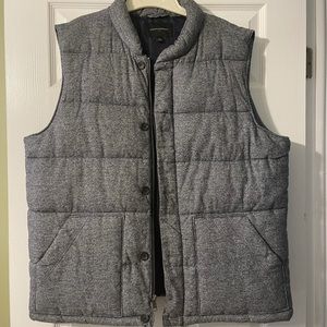 Banana republic puffer vest
